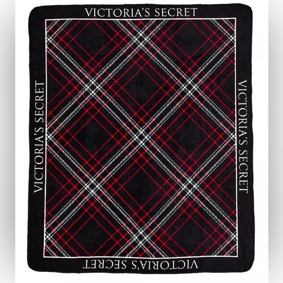 Victoria's Secret Other - Victoria's Secret Cozy Fleece Blanket